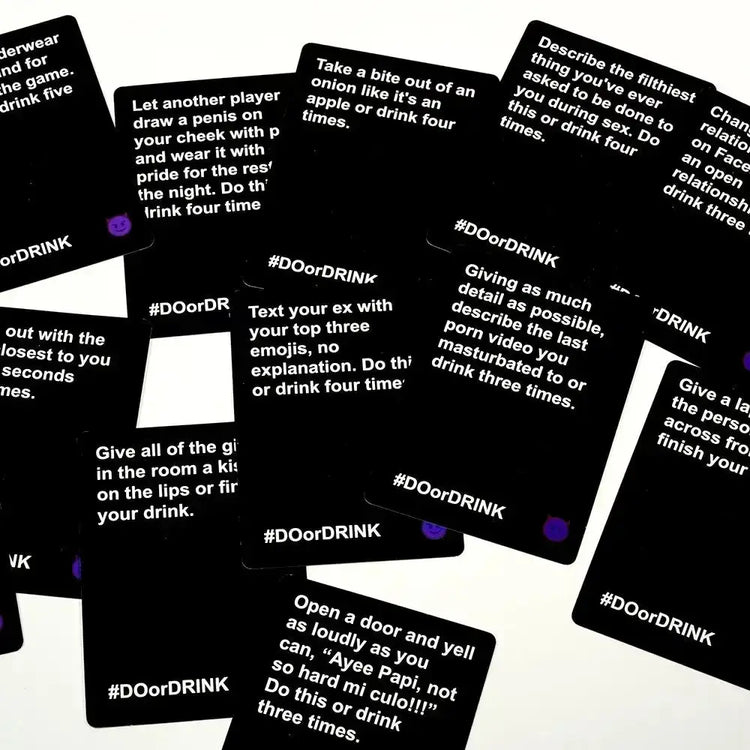 Traitors Aboard – Secret Identity Party Game | Strategy, Bluffing & Betrayal | Award-Winning Family Card Game Gamers Guild