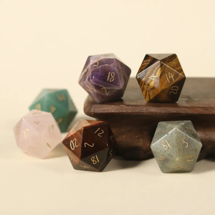 Crystal Quartz D20 – Handwritten Font Gemstone Dice for DND, Pathfinder & RPG Star Path Adventures Gamers Guild