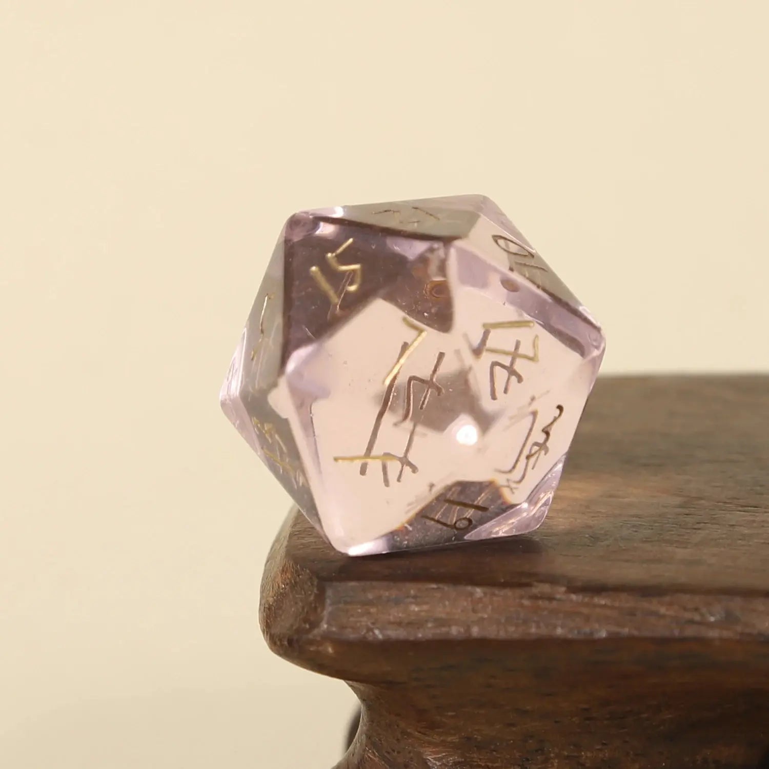 Crystal Quartz D20 – Handwritten Font Gemstone Dice for DND, Pathfinder & RPG Star Path Adventures Gamers Guild