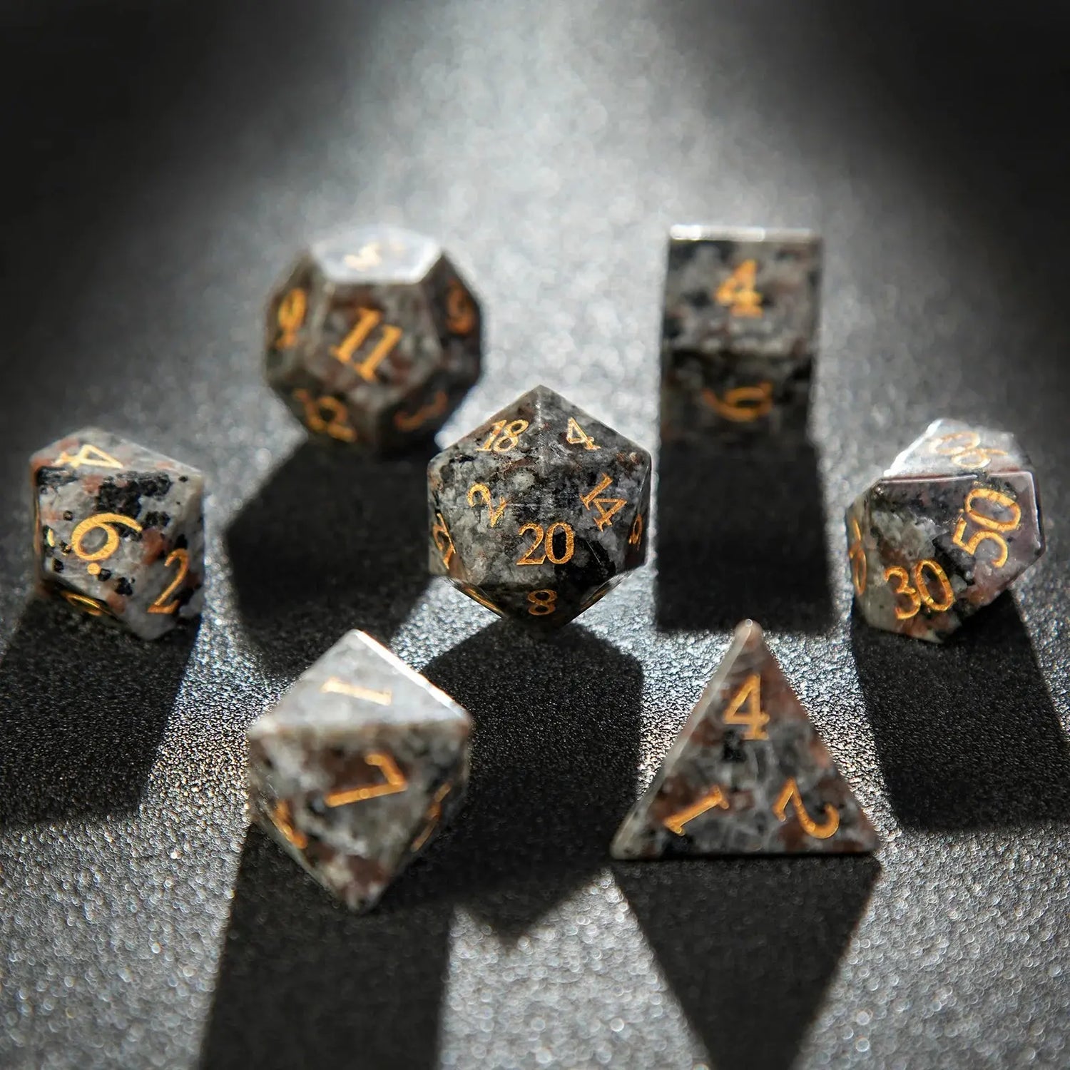 Flame Stone Volcanic Dice Set – 7Pcs UV-Reactive Gemstone Polyhedral Dice for DND & RPG Gamers Guild