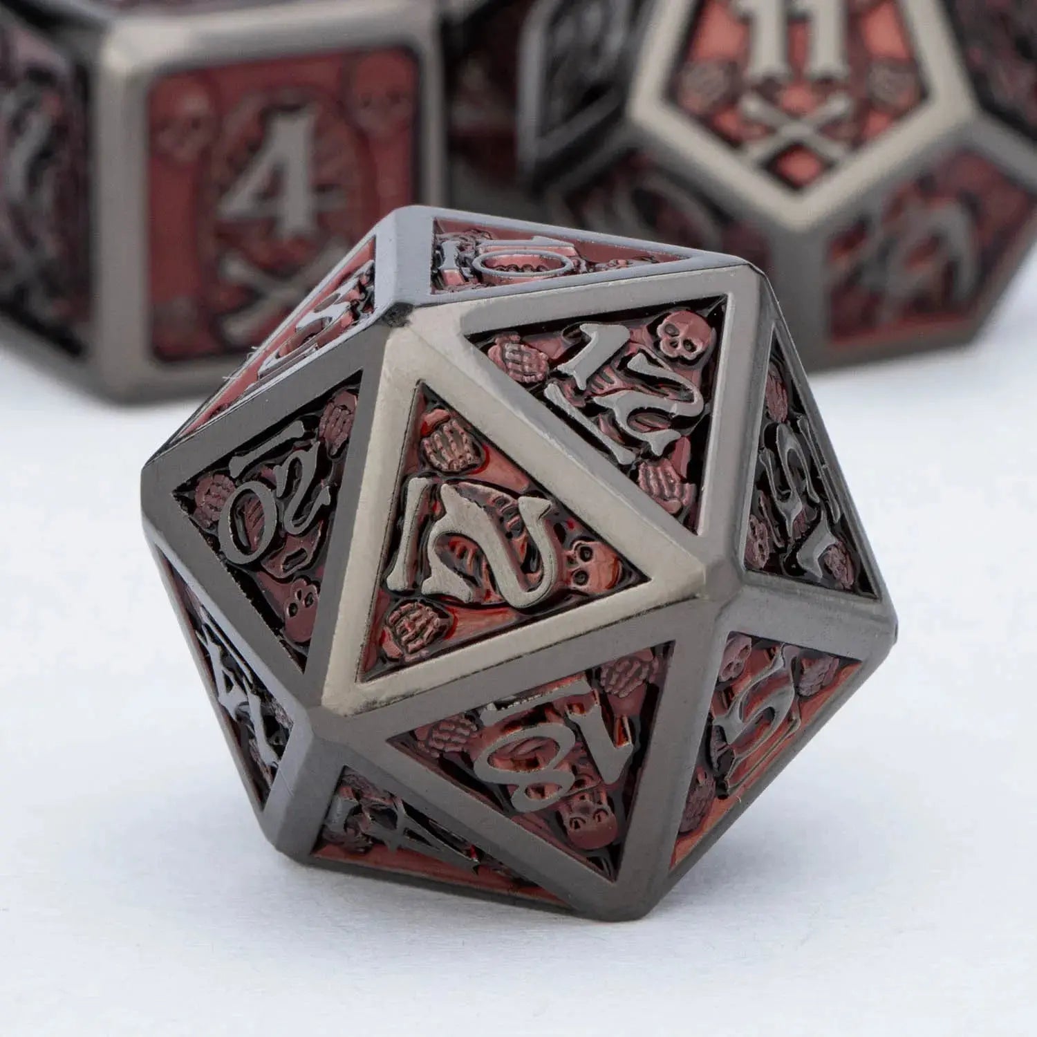 ARUOHHA Black & Red Skull Metal Dice Set – Polyhedral Dice for D&D, Pathfinder & RPGs Gamers Guild