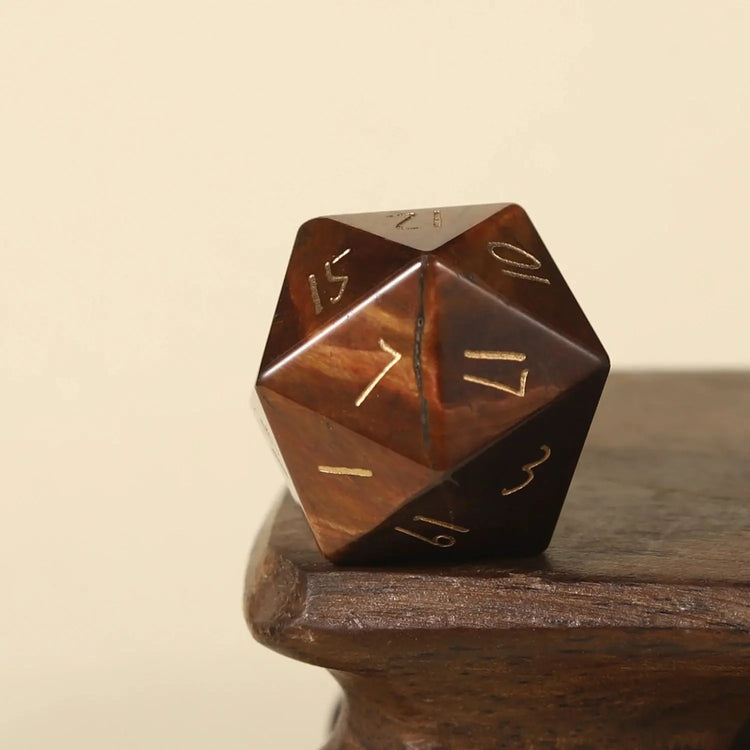 Crystal Quartz D20 – Handwritten Font Gemstone Dice for DND, Pathfinder & RPG Star Path Adventures Gamers Guild